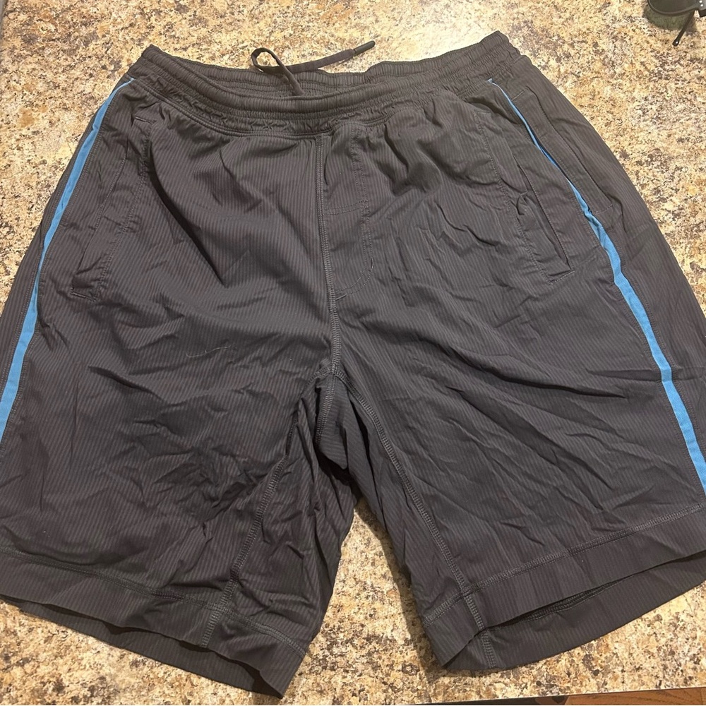 Lululemon Grey and Blue Men's gym Shorts